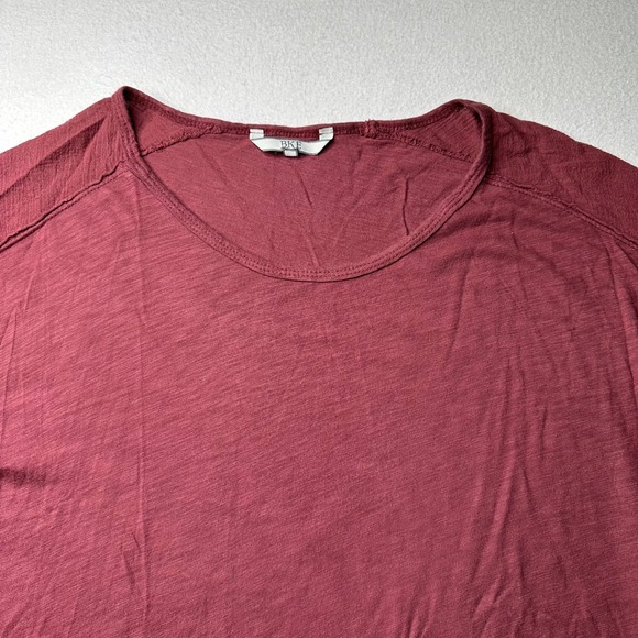 BKE Boutique Women  Medium Red Textured Sleeve Detail Long Sleeve Top Shirt - Picture 5 of 12